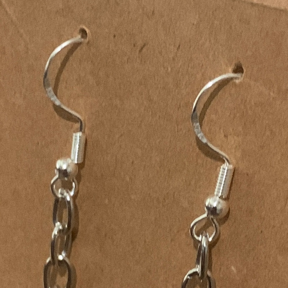2/$15 Cute Cat Dangle Earrings in Pink and Purple - Picture 5 of 5